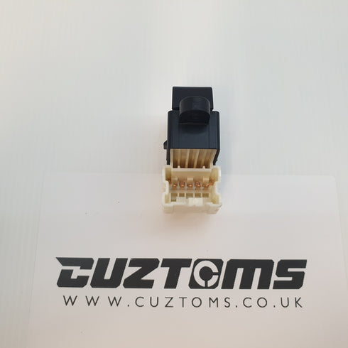 Suzuki Swift Window Switch Passenger Side * 37995-68L00 * 2011-2017 *
